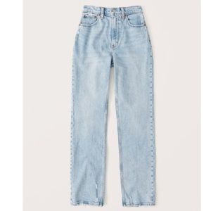 SOLD Abercrombie & Fitch 90’s ultra high rise straight jean Curve Love